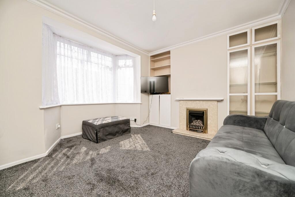 House in Sandwell, West Midlands - View 3
