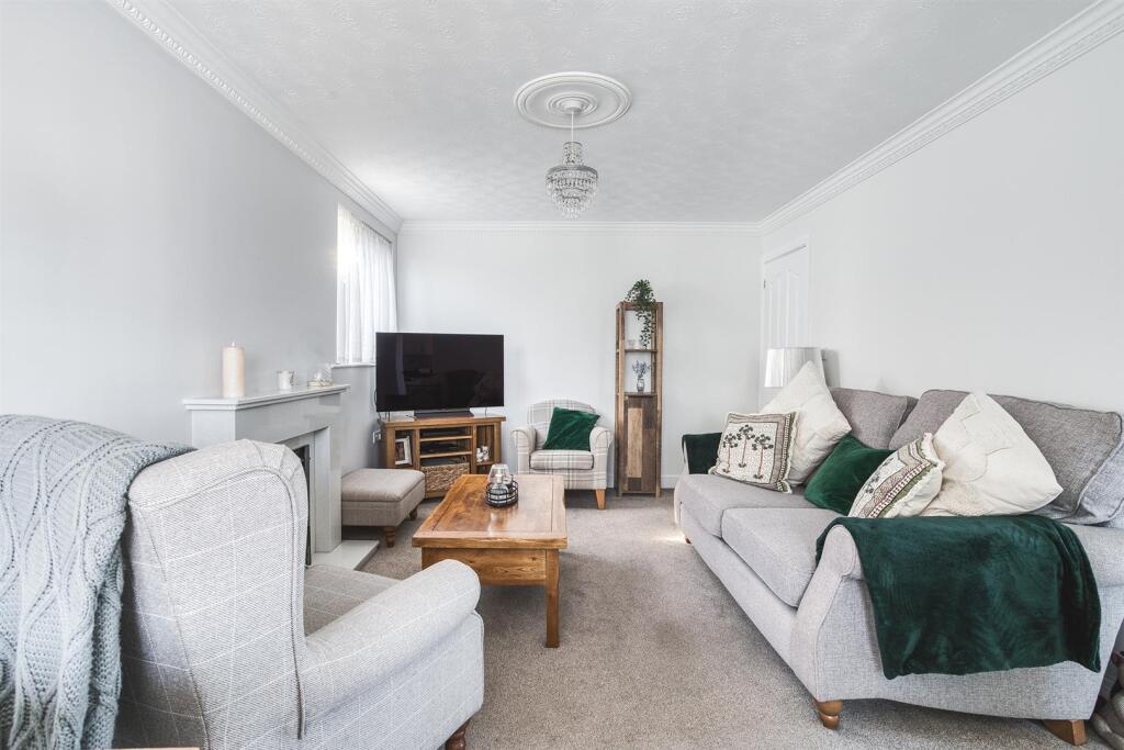 Devonshire Drive, Mickleover, Derby photo 2