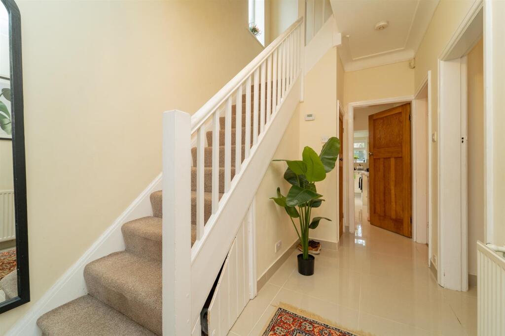 Vernon Avenue, Stretford photo 4