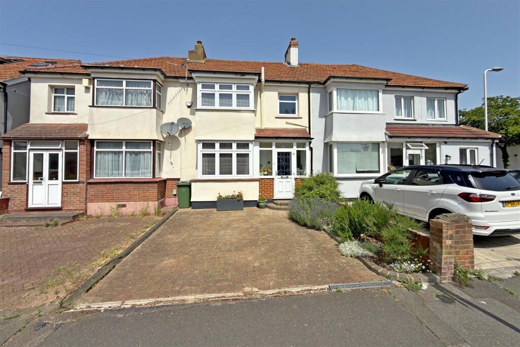 Main image of property: Hillcrest Road, Hornchurch