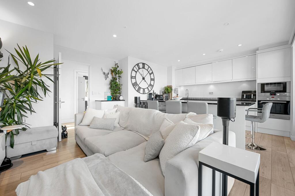 Main image of property: Barking Road, Canning Town, E16