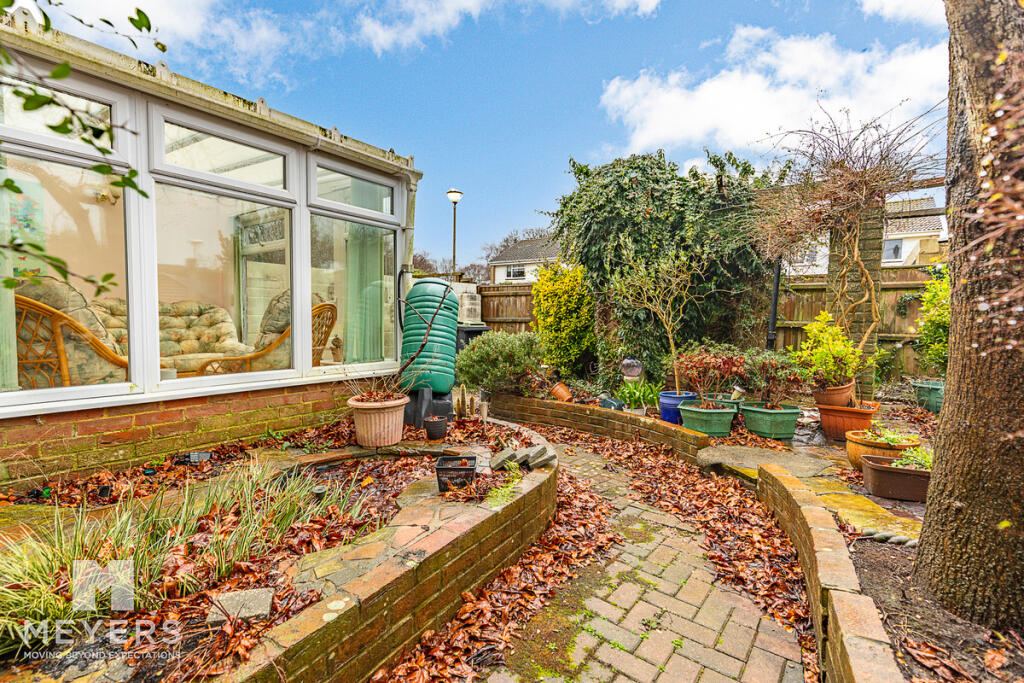 Additional image 8 of 12 Newbury Drive, Bournemouth, BH10 4EN