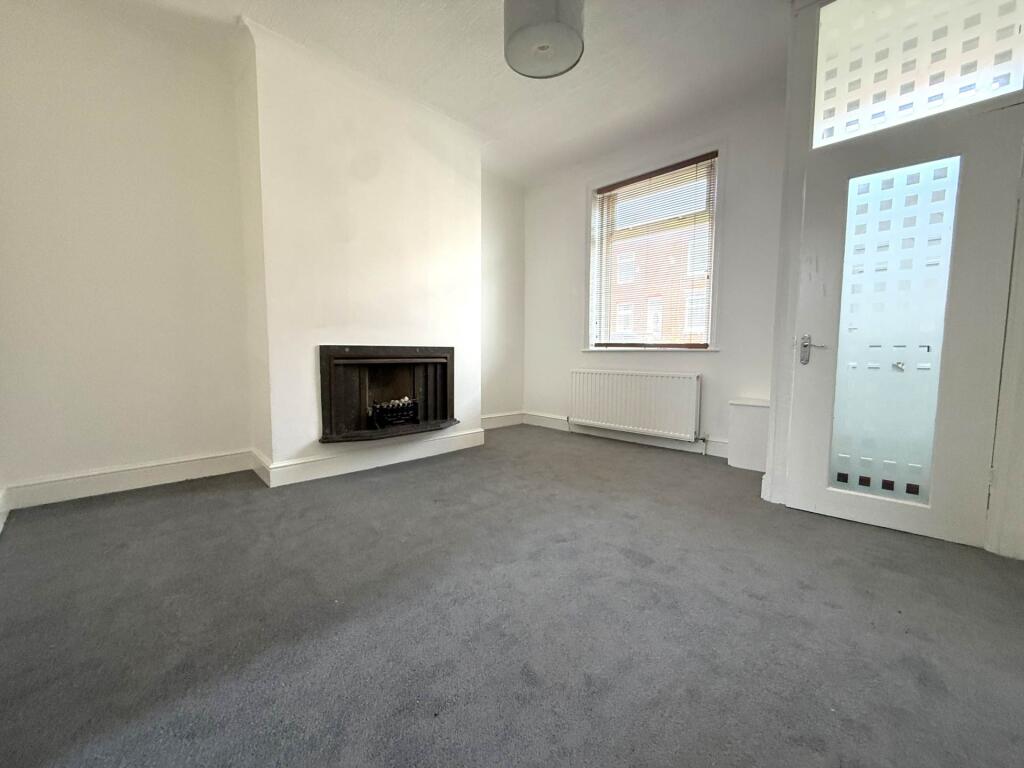 House in Oldham, Greater Manchester - View 2