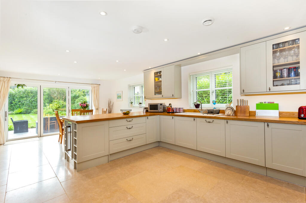 House in Test Valley, West Tytherley - View 4