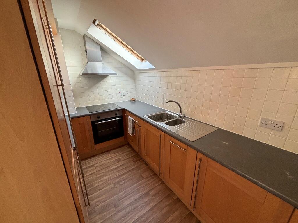 Apartment in Salford, Greater Manchester - View 5