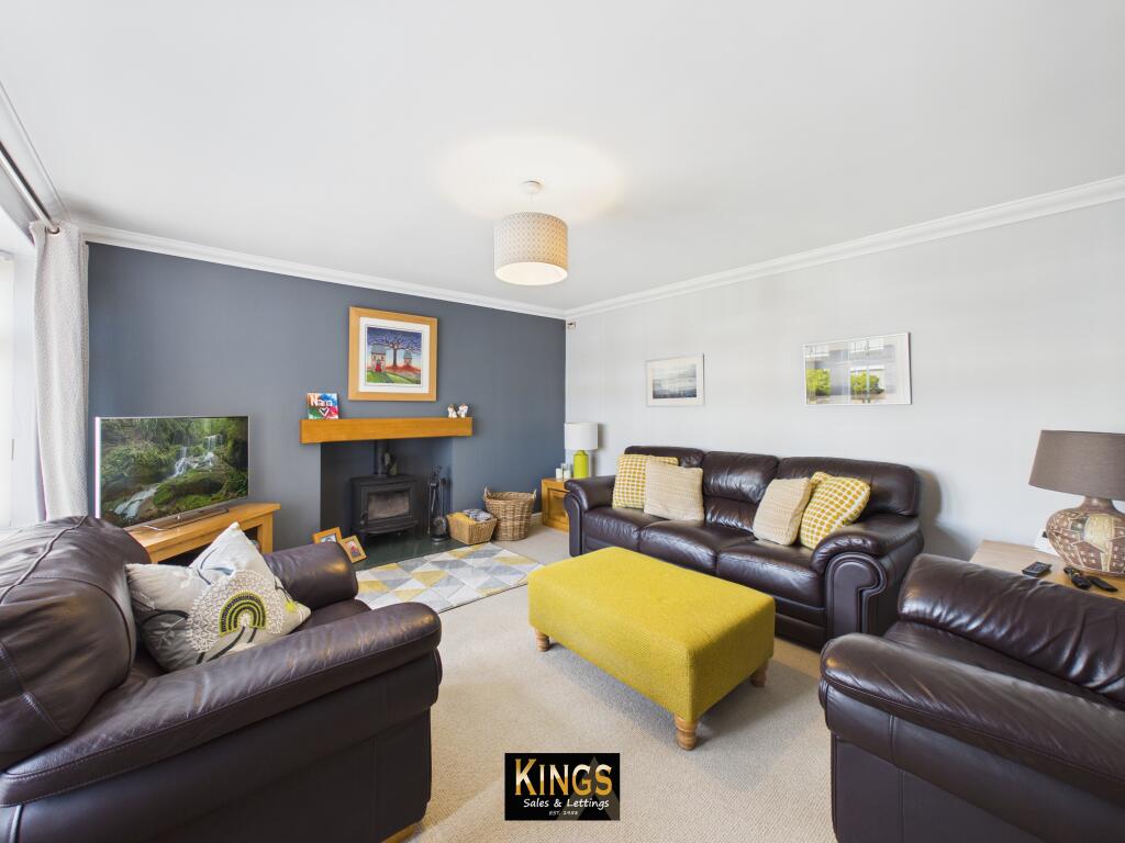 Ashridge Close, New Marske, Redcar And Cleveland photo 4