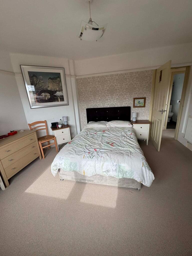 House in Montrose, Borrowfield, Angus - More