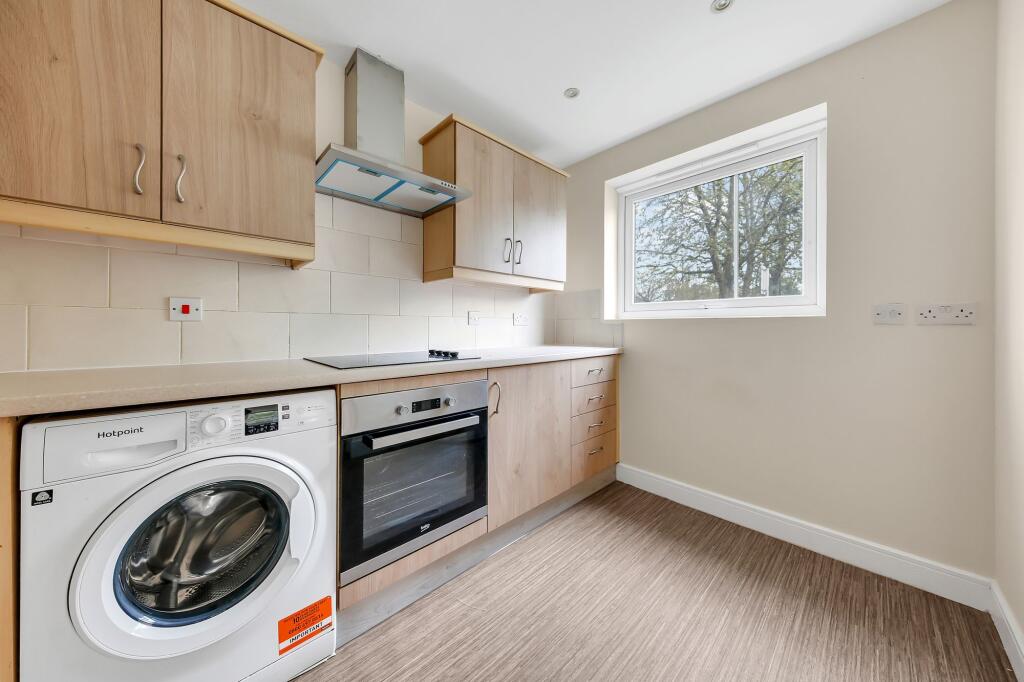 Kirkdale Road, London, E11 - View 6