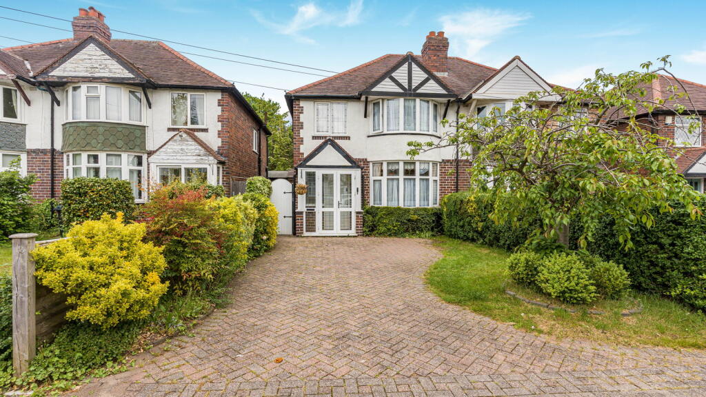 Main image of property: Redacre Road,Sutton Coldfield,B73 5DX