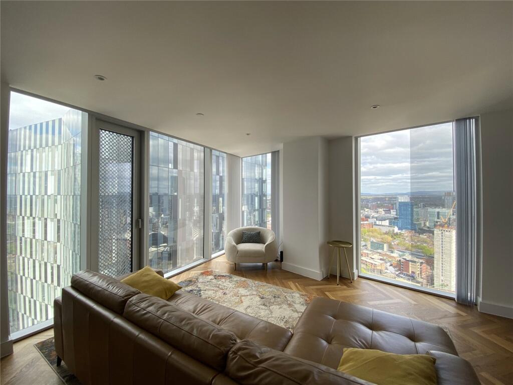 Apartment in Manchester - View 3
