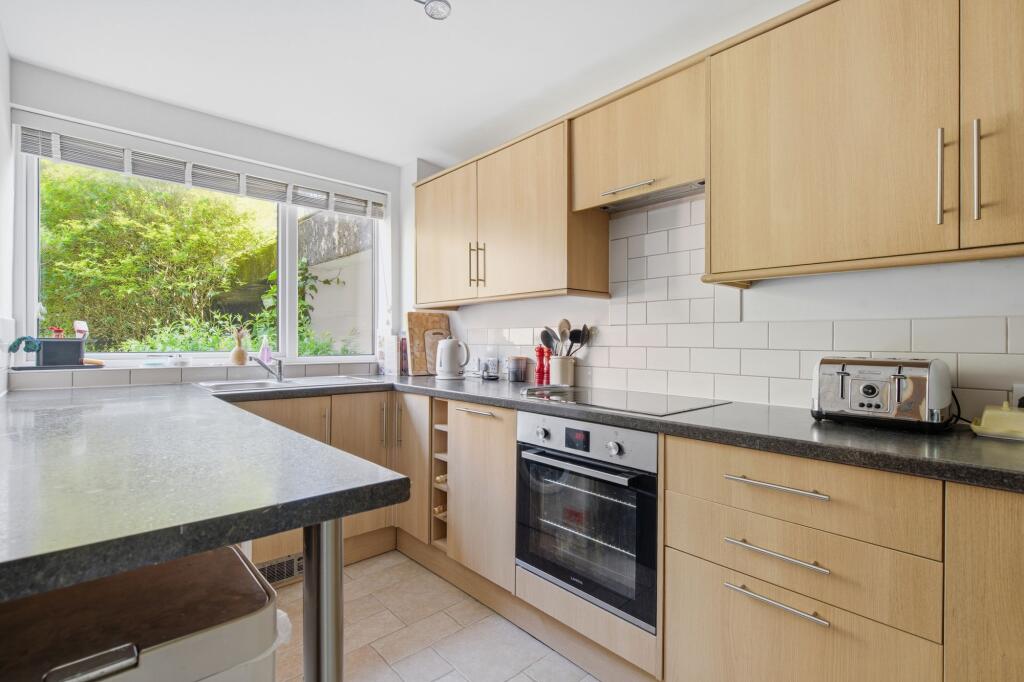 Apartment in Sunninghill - View 4