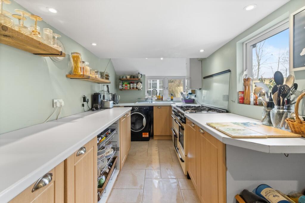 House in Wealden, Hailsham - View 2