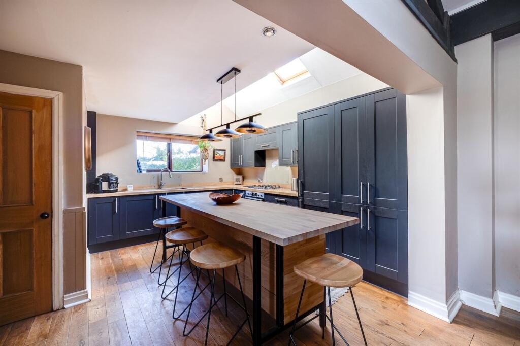 House in Brown Knowl, Broxton - View 5