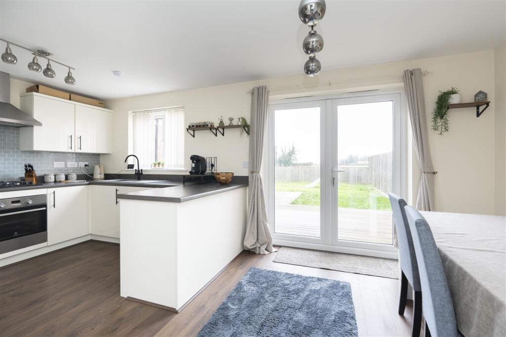 Nightingale Road, Kirton, Boston photo 3