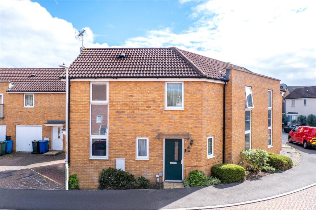Main image of property: Spinel Close, Sittingbourne, Kent, ME10