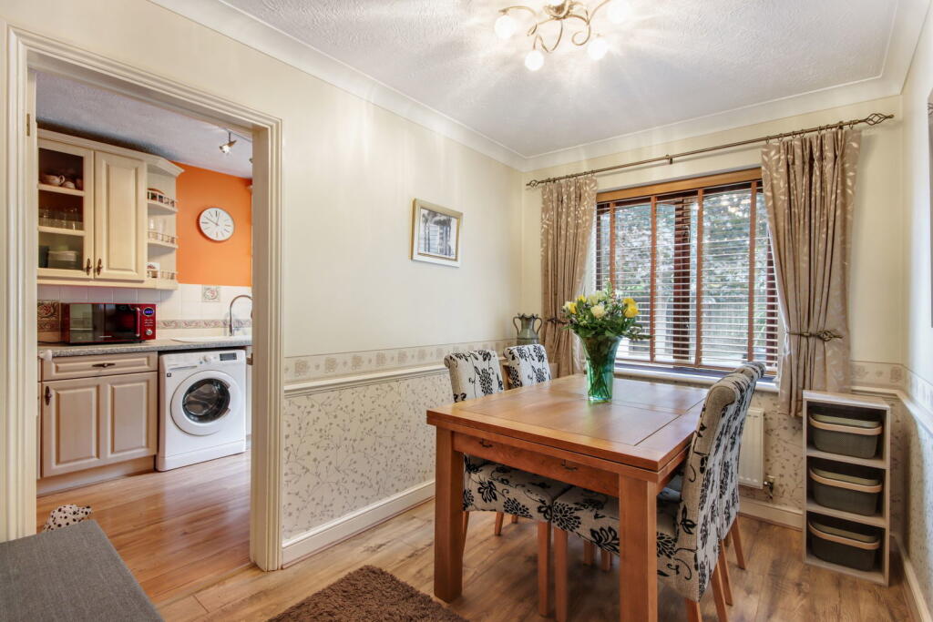 House in Dartford, Stone - View 5
