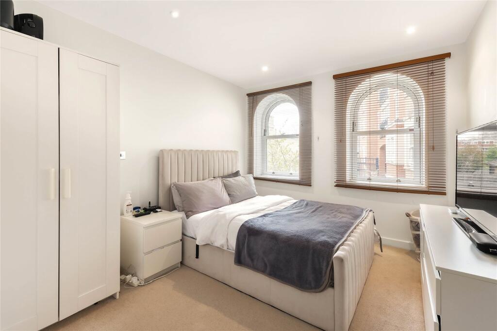 Main image of property: Wendle Square, London, SW11