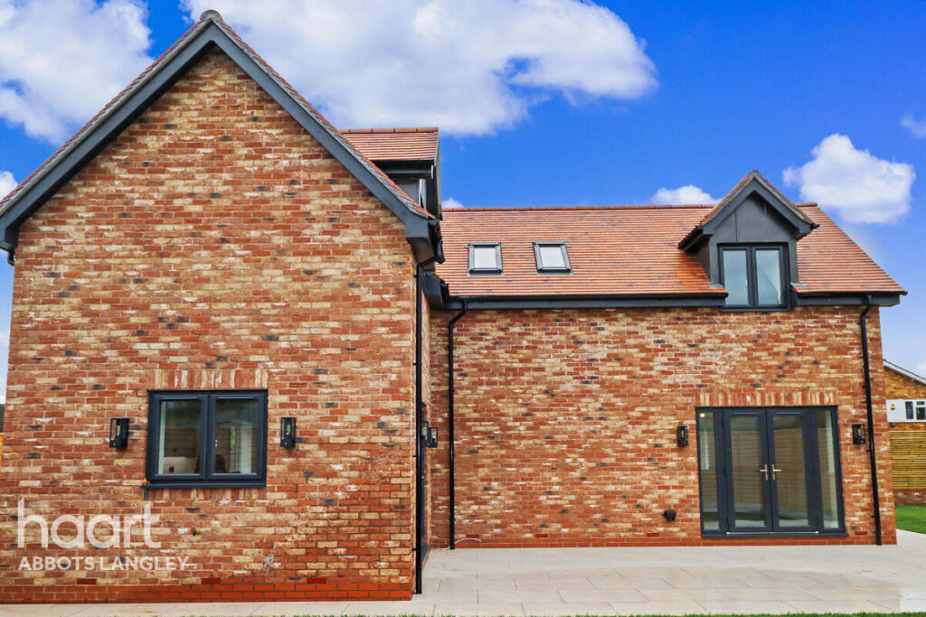 Additional image 21 of Ashridge Drive, St Albans