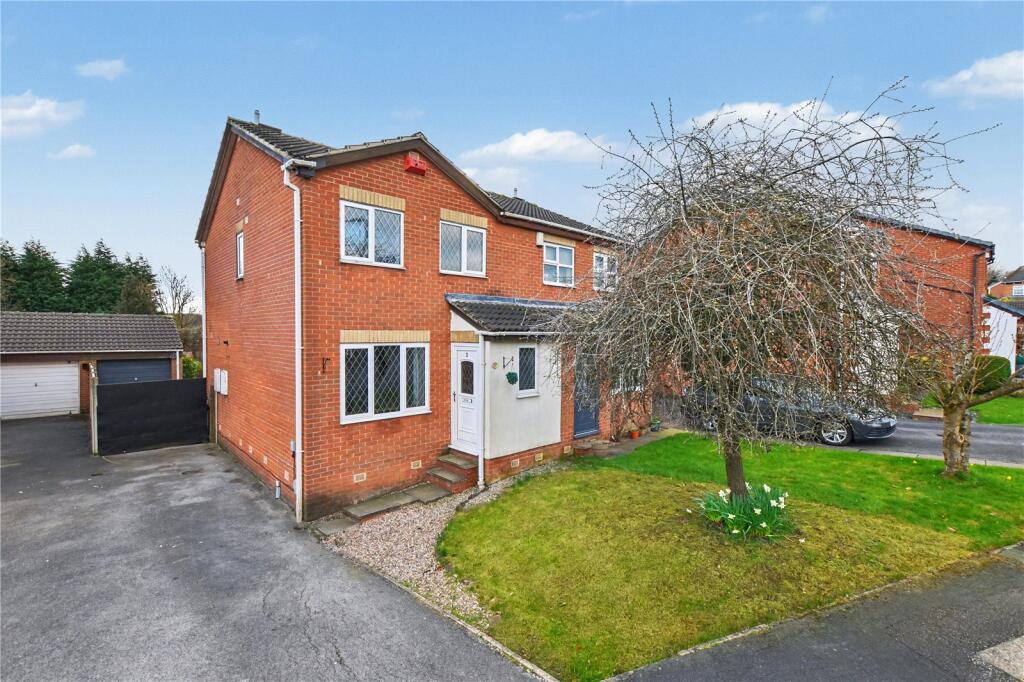 Main image of property: Poppleton Way, Tingley, Wakefield, West Yorkshire