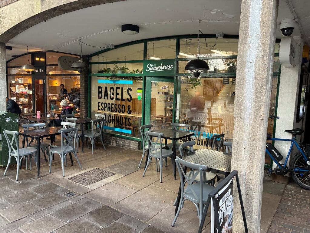 Main image of property: 20 Little Clarendon Street, Oxford, OX1 2HP