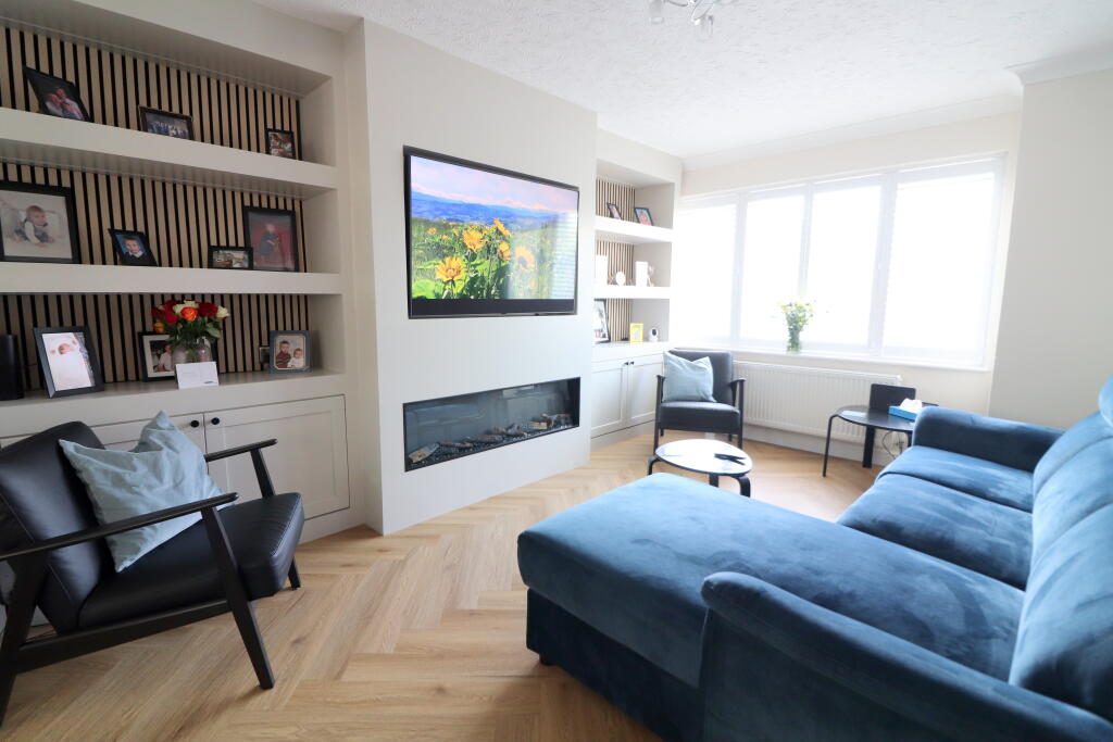 House in Bedfordshire, Luton - View 3