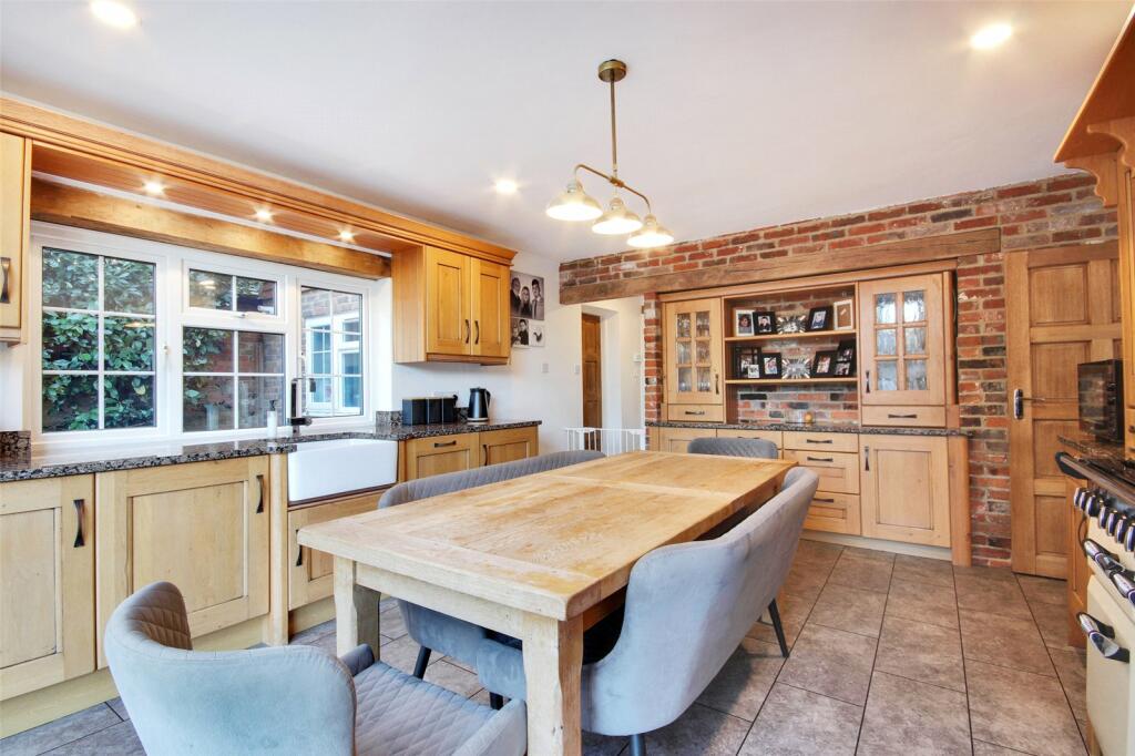 5-bed detached on High Street, Dymchurch, Kent, TN29, £695,000