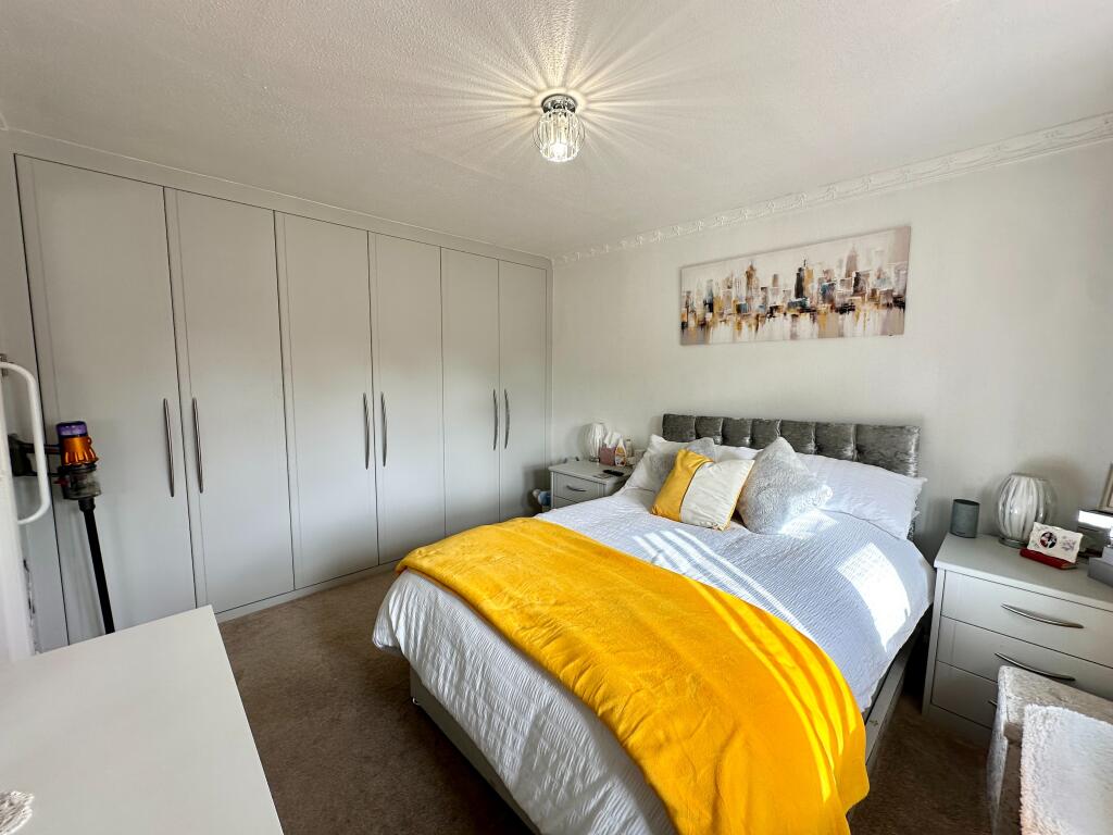 Woden Road South, Wednesbury, WS10 photo 3