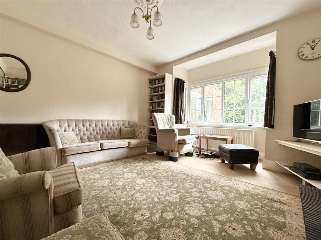 Lutterworth Road, Aylestone, Leicester photo 3
