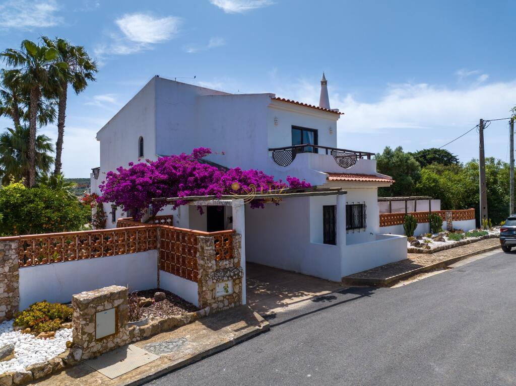 Main image of property: Algarve, Praia da Luz