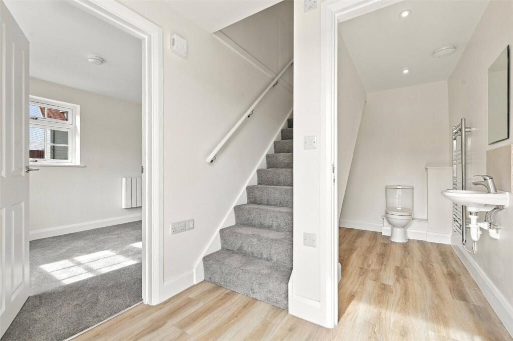 House in Chelmsford - View 4