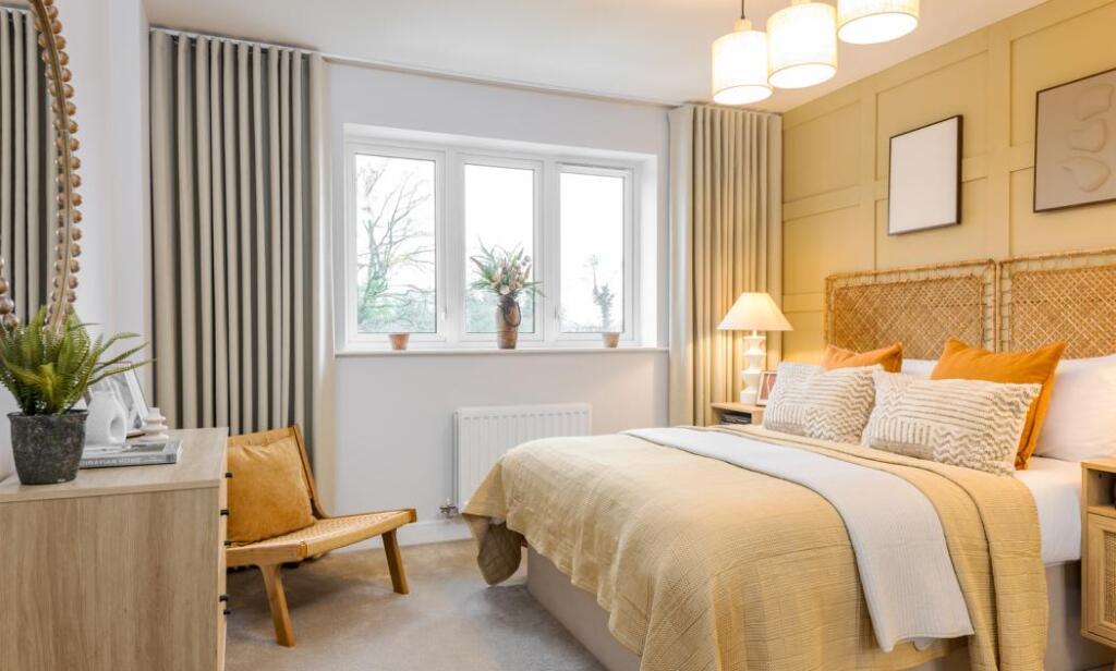 House in Wealden, Crowborough - More