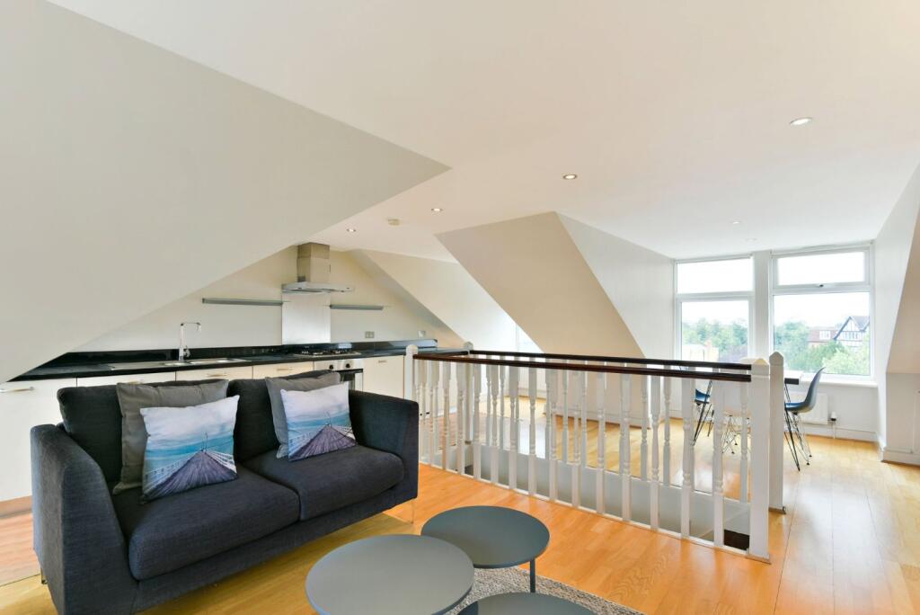 Apartment in London - View 4