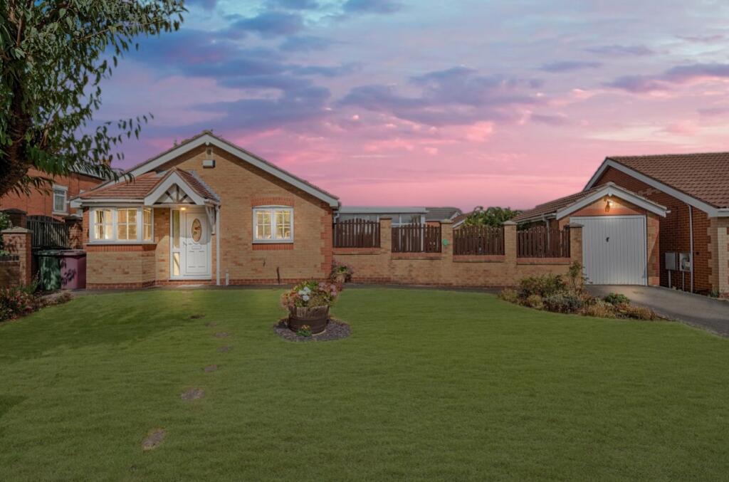 Main image of property: Chapel Close, Clowne, Chesterfield, Derbyshire, S43