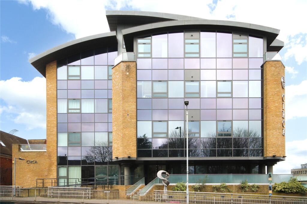Apartment in Bracknell, Easthampstead - More