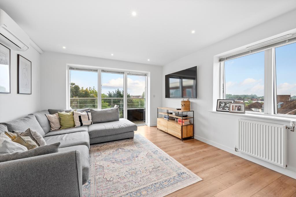 Main image of property: Kingston Road, Wimbledon Chase, London, SW20 8LR