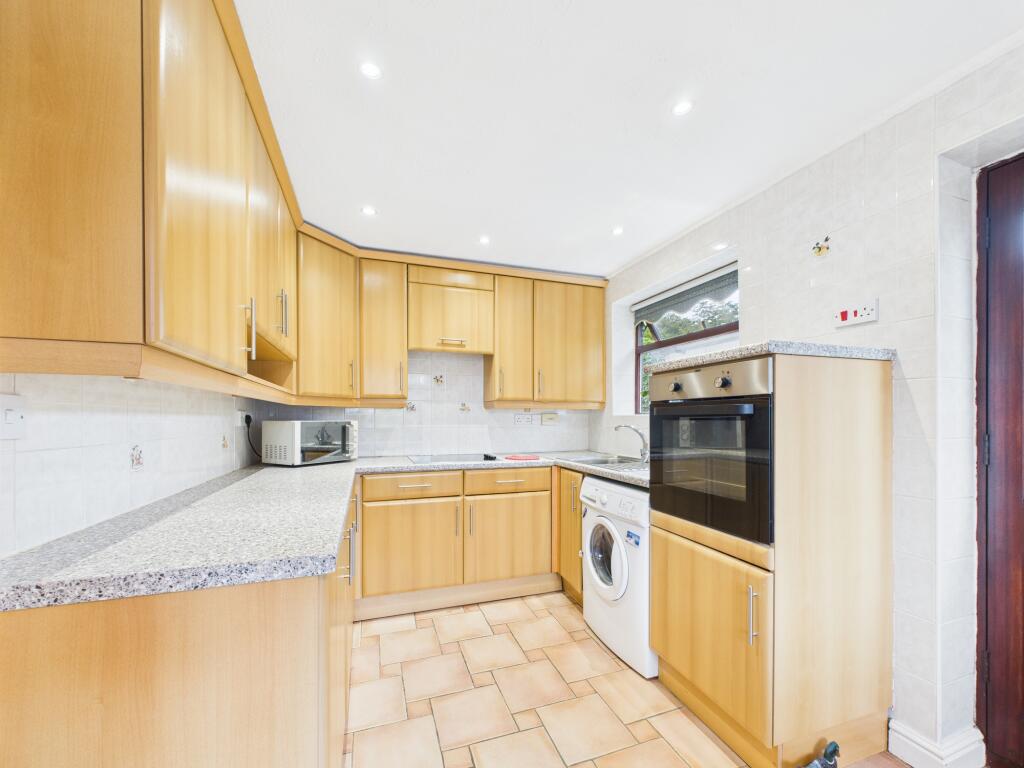 House in Derby, Spondon - More
