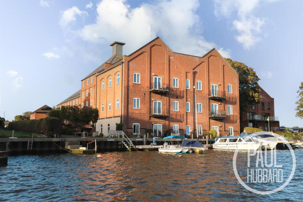 Main image of property: Swonnells Walk, Oulton Broad, NR33