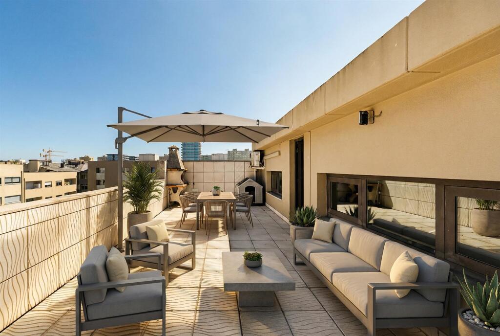 Main image of property: Oporto, Matosinhos