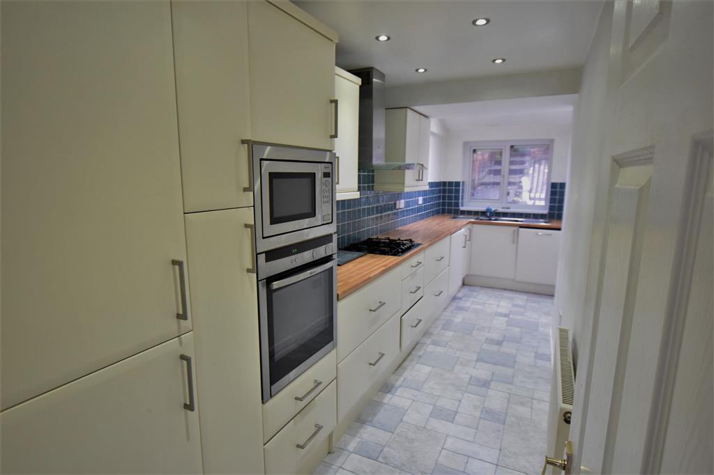 House in Newbridge, Pantside - View 4