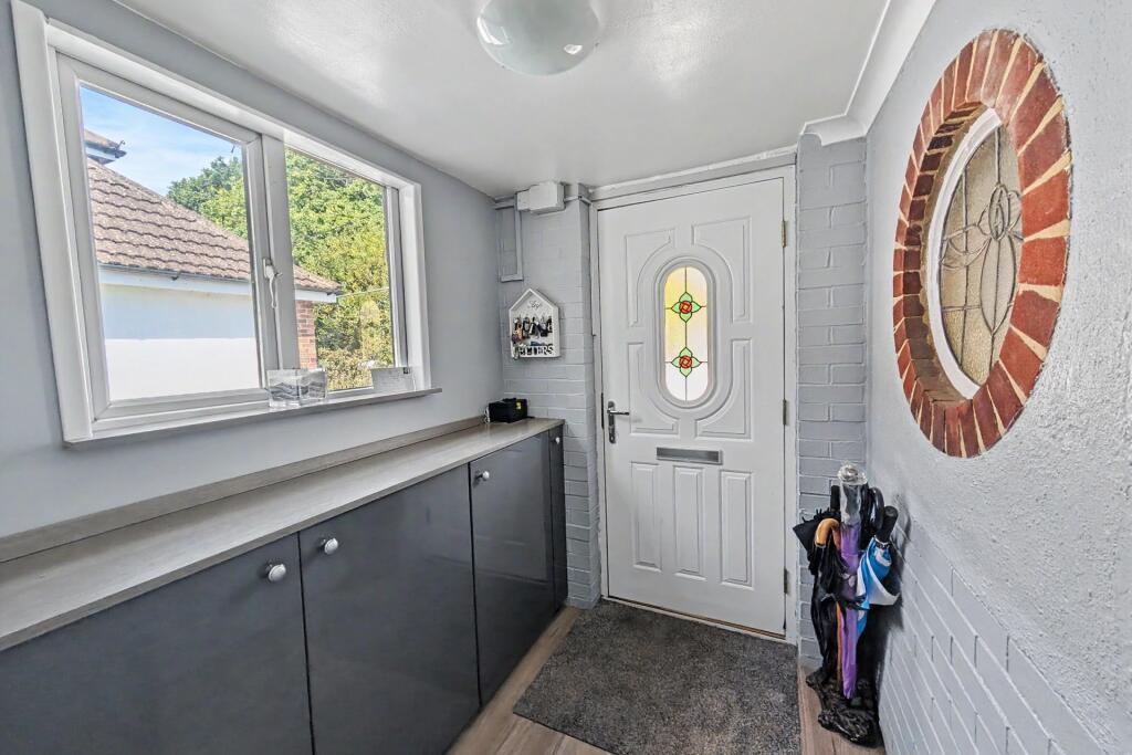 House in Southampton - View 4