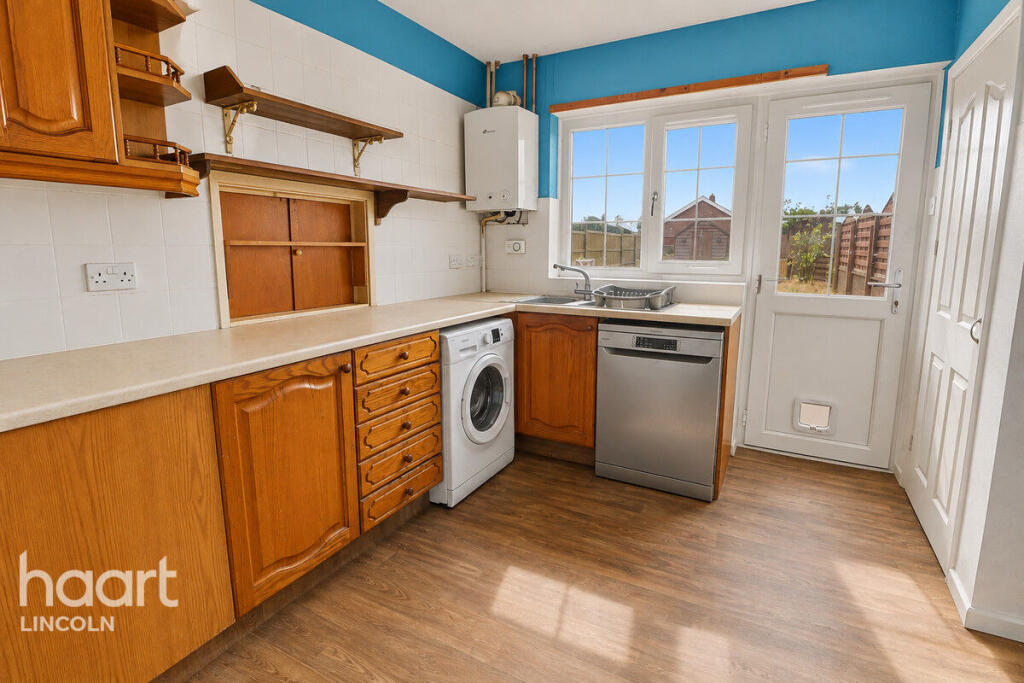House in North Kesteven, North Hykeham - More