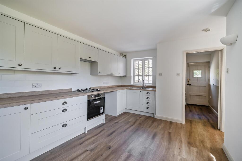 House in North Chideock, Chideock, Dorset - View 5