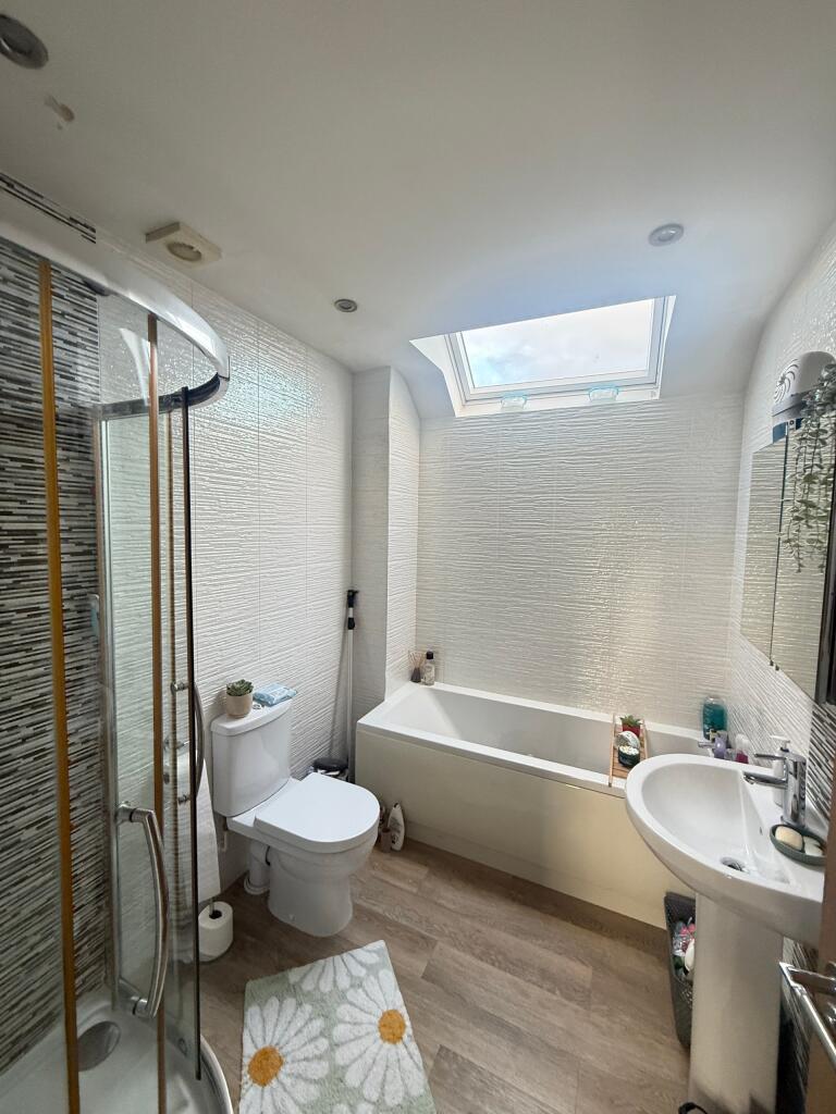 House in Stockport - View 4