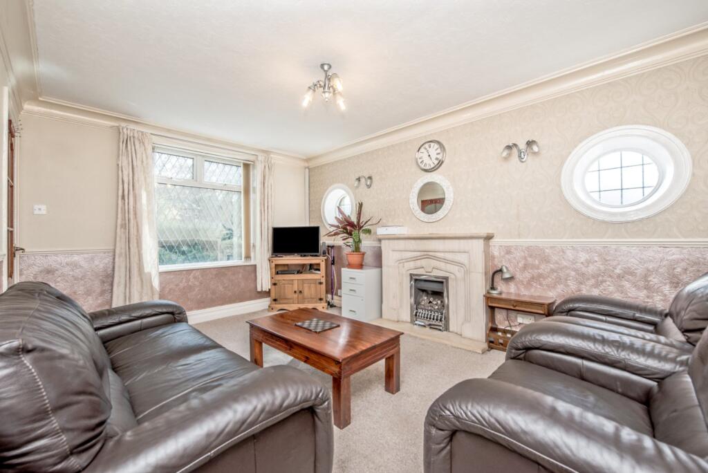 House in Bradford, West Yorkshire - View 4