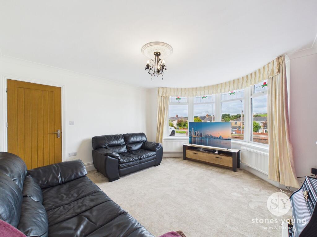 Ramsgreave Drive, Blackburn, BB1 photo 4