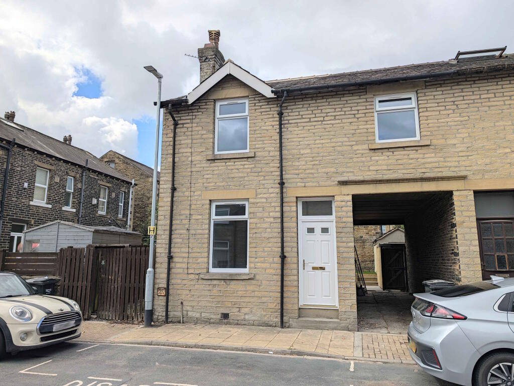 Main image of property: 13 George Street, Hipperholme, HX3 8DY
