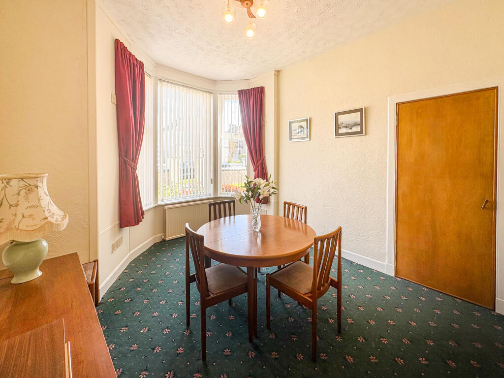 House in Kilmarnock, North Ayrshire - More