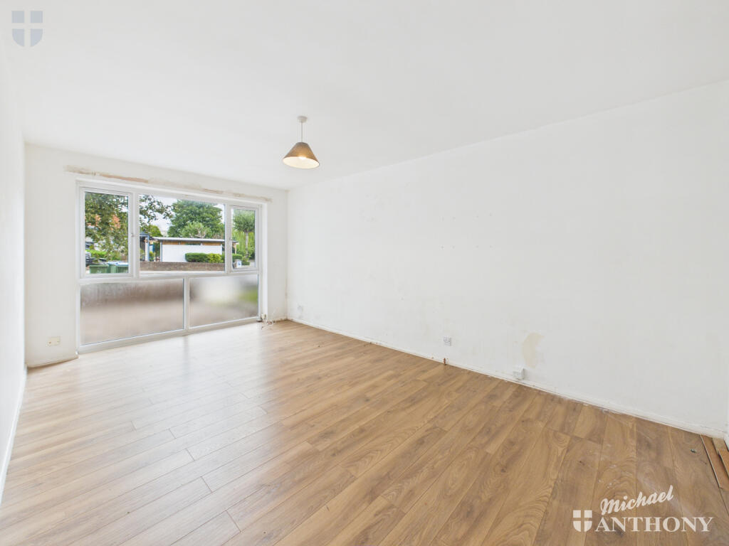 Apartment in Aylesbury, Elmhurst - View 5