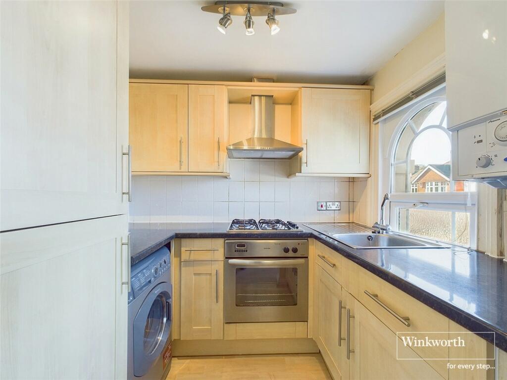 Apartment in Reading - View 3