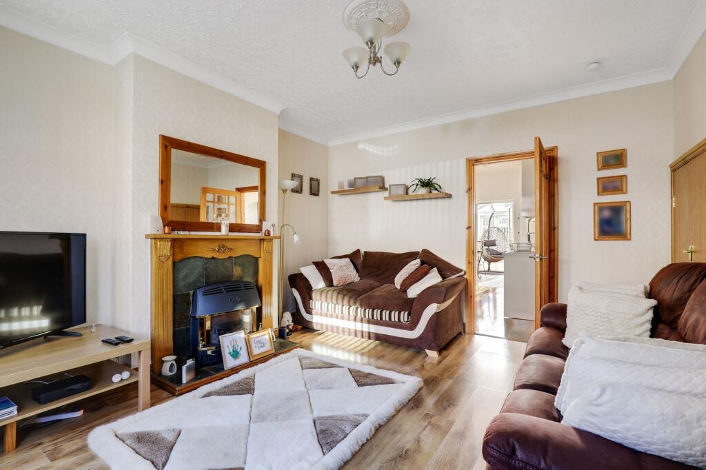 House in Nottingham - View 5
